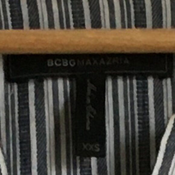 BCBGmaxazria Blue and White Striped Bell Sleeve Cotton Dress - Picture 12 of 16